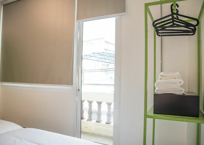 旅馆 Bed & Body